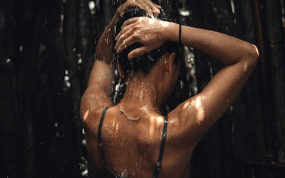 Bị điếc đột ngột sau lần tắm đêm