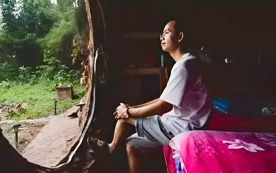 Người đàn ông 35 tuổi gây "bão mạng" với phát ngôn: Hôn nhân và công việc là vô ích