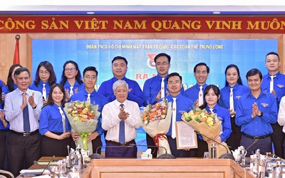 Công bố quyết định thành lập Đoàn TNCS Hồ Chí Minh Mặt trận Tổ quốc, các đoàn thể Trung ương