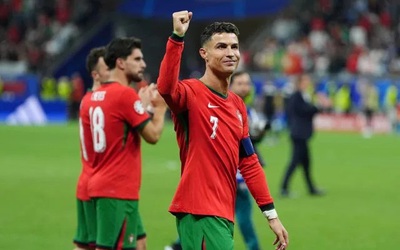 Ronaldo sắp đạt được thỏa thuận ký hợp đồng mới