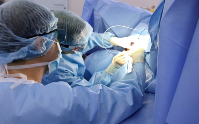 Bệnh viện Hoàn Mỹ Sài Gòn ứng dụng công nghệ laser trong điều trị bệnh trĩ