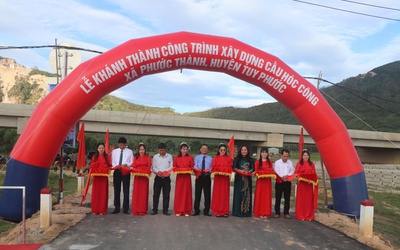 Bình Định: Đưa vào sử dụng cầu Hóc Công, 200 hộ dân ở Tuy Phước không còn nỗi lo chia cắt mùa mưa lũ