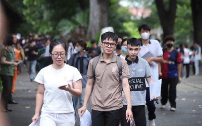 Vượt "vũ môn" lần hai: Nhiều thí sinh tự do hài lòng với bài thi tốt nghiệp tiếng Anh