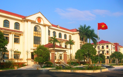 Không phải là một sự "giáng chức"