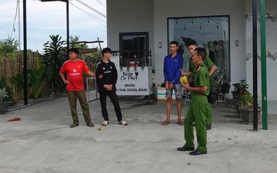 Bắt thêm nghi phạm giả danh công an, cưỡng đoạt tiền của người đi đường ở Bình Thuận