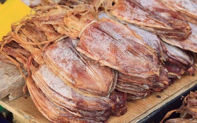 Mua mực khô qua mạng, nam thanh niên “bay” 110 triệu đồng