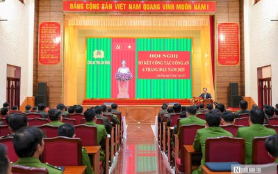 Lãnh đạo tỉnh Lâm Đồng: Công an phải làm gương xây dựng đô thị không còi xe, không khói thuốc