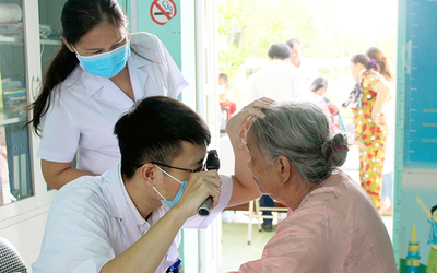 Bản tin 18/7: Đề xuất giảm viện phí cho người mắc bệnh hiểm nghèo