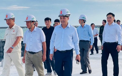 Cận cảnh dự án khu neo đậu tránh trú bão kết hợp cảng cá ở Đặc khu Phú Quý