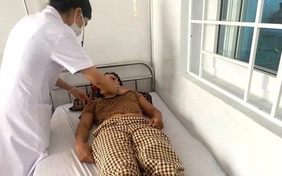 Bản tin 22/7: 64 người liên tiếp nhập viện trong 3 ngày nghi do ăn bánh mì