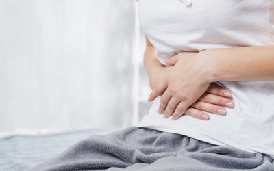 Đại tiện ra máu người phụ nữ bất ngờ phát hiện ung thư trực tràng