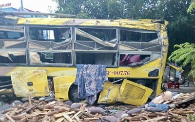 "Lý lịch" chiếc xe khách trong vụ tai nạn thảm khốc ở Hà Tĩnh