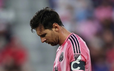 Phản ứng của Messi khi bị đình chỉ thi đấu