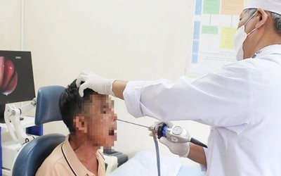 Chảy máu mũi kéo dài, đi khám, người đàn ông 53 tuổi phát hiện bí mật đáng sợ