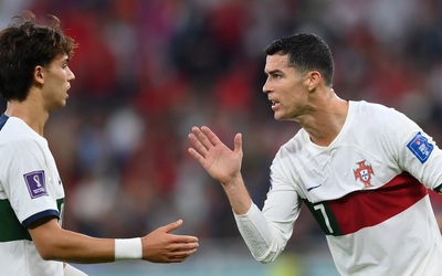 Ronaldo dùng "chiêu độc" thuyết phục Felix rời Chelsea đến Al-Nassr