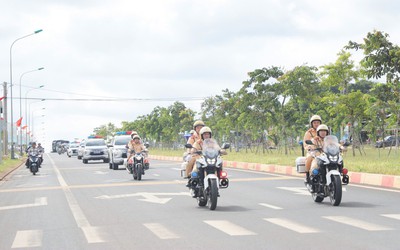 Đắk Lắk ra quân đảm bảo an toàn giao thông với phương châm "không có vùng cấm, không có ngoại lệ"