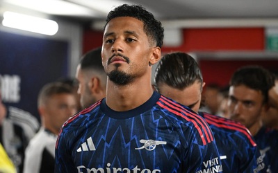 Saliba tin người này sẽ chấm dứt cơn hạn hán danh hiệu của Arsenal
