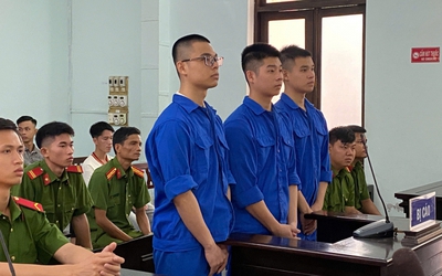 "Chơi" ma túy trong quán bar, 3 anh em ruột "dắt tay nhau" vào nhà đá