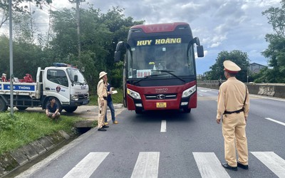 Hà Tĩnh: CSGT xử lý 58 trường hợp vi phạm sau 5 ngày tổng kiểm soát phương tiện vận tải