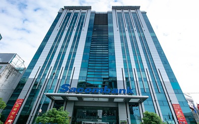 Sacombank tiếp tục cắt giảm nhân sự, nợ xấu tăng mạnh