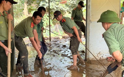 Đêm trắng ở rốn lũ - Kỳ cuối: Lũ dữ đi qua, nghĩa tình ở lại