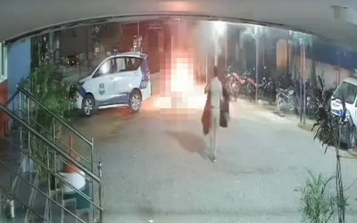 Bị tịch thu xe, người đàn ông say rượu có hành động gây sốc