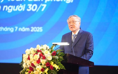 "Chung tay, quyết liệt, không khoan nhượng với tội phạm mua bán người"