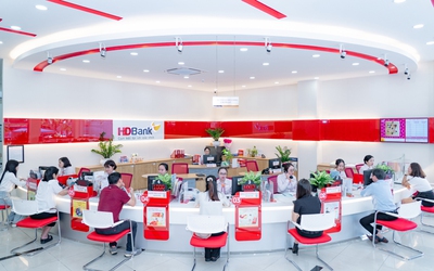 Đẩy mạnh kinh doanh số, HDBank báo lãi 6 tháng 10.068 tỷ đồng, ROE lên tới 26,5%