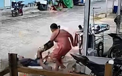 Người đàn ông bị vợ đâm sau cuộc cãi vã nảy lửa