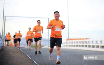 Hơn 5.000 vận động viên “tỏa sáng” cùng giải Marathon lớn nhất đồng bằng sông Cửu Long