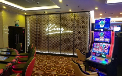 Vì sao 2 trường hợp thoát án hình sự vụ đánh bạc King Club?