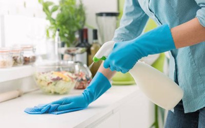 Người phụ nữ 30 tuổi kiện chồng vì bắt làm việc nhà quá nhiều