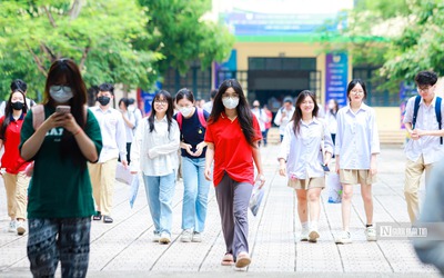 Bộ GD&ĐT công bố đáp án chính thức các môn thi tốt nghiệp THPT 2025