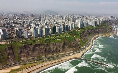Thành phố kỳ lạ bậc nhất thế giới, suốt 600 năm không mưa, nhà ở không cần lợp mái