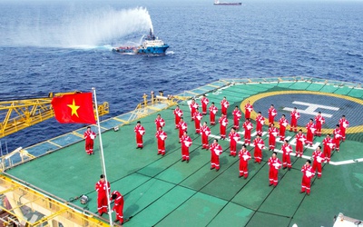 Chào mừng Đại hội đại biểu Đảng bộ Petrovietnam lần thứ IV, nhiệm kỳ 2025-2030:Khát vọng vươn mình trong nhiệm kỳ mới