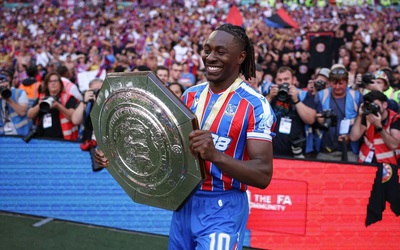 Phản ứng của Eze trước tin đồn gia nhập Arsenal, gây bão mạng