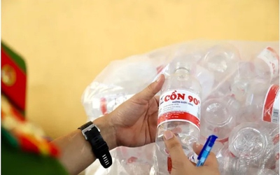 Khởi tố tổng giám đốc công ty vật tư y tế vì sản xuất cồn giả