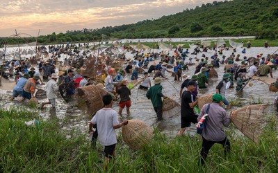 Độc đáo lễ hội đánh cá truyền thống lớn nhất ở Hà Tĩnh