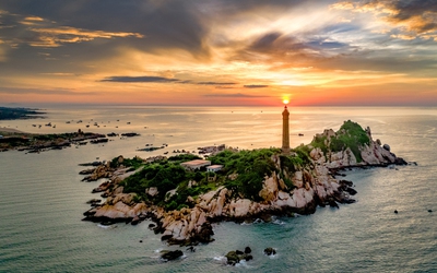 "Ngọn đuốc" 127 năm giữa biển trời Lâm Đồng