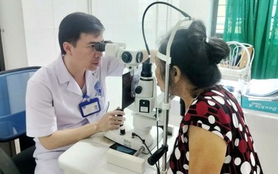 Người phụ nữ 61 tuổi bỏng mắt vì loại hạt quen thuộc
