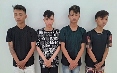 Mang hung khí tìm người đi đường để đánh, 4 đối tượng bị khởi tố