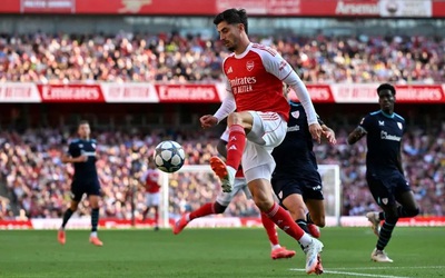 Arsenal đối mặt với nhiều khó khăn trước trận gặp Liverpool