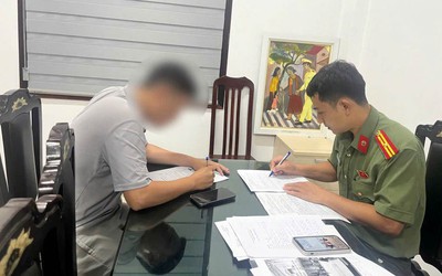 Đưa tin sai sự thật việc phát vé tại Nhà hát lớn Hà Nội, người đàn ông bị xử lý