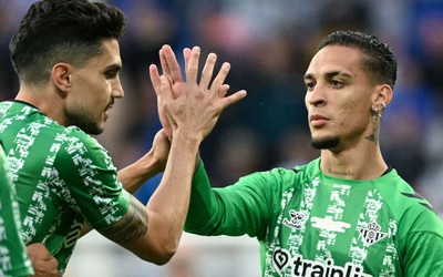 Antony từ chối Al-Nassr, chỉ muốn gia nhập Real Betis dù phải giảm lương
