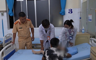 Cháu bé thoát nguy hiểm nhờ sự dẫn đường kịp thời của CSGT