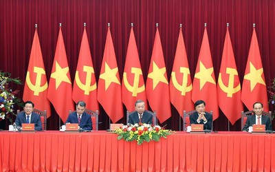 Tổng Bí thư tiếp lãnh đạo các chính đảng trên thế giới đến dự lễ A80