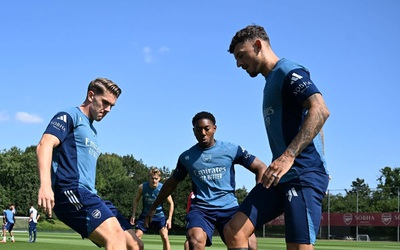 Ben White gọi tân binh của Arsenal là một "con quái vật"