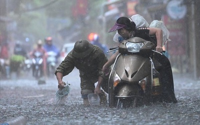 Dự báo thời tiết 12/9: Điểm danh những nơi có mưa to "sầm sập"