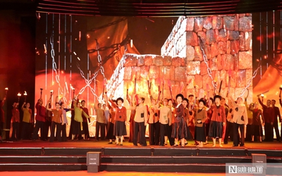 Đặc sắc lễ Kỷ niệm 995 năm danh xưng Nghệ An và 95 năm Xô viết Nghệ Tĩnh