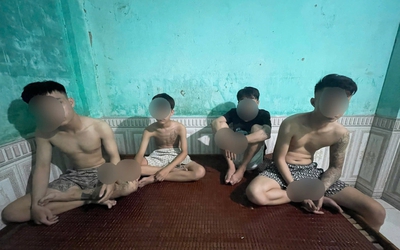Bắt quả tang thiếu niên 15 tuổi cùng nhóm “đàn anh” xăm trổ đang sử dụng ma túy